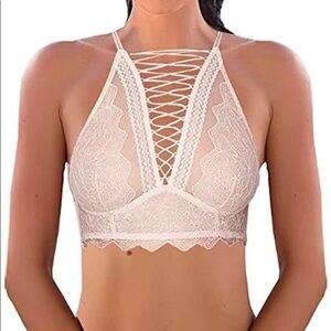 NWOT [Victoria’s Secret] High Neck Lace Bralette S